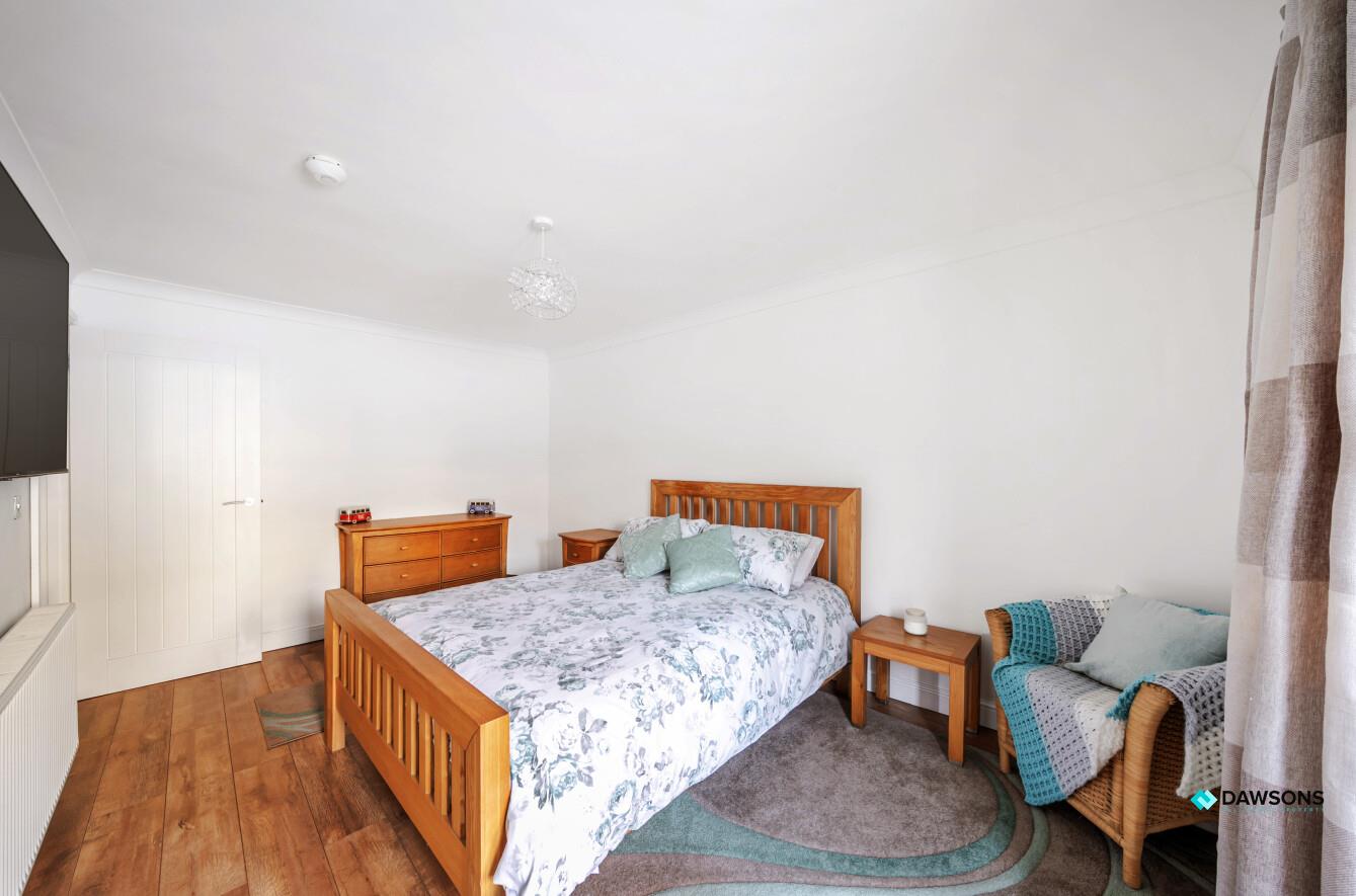 Pwll Road, Llanelli, SA15 4AP